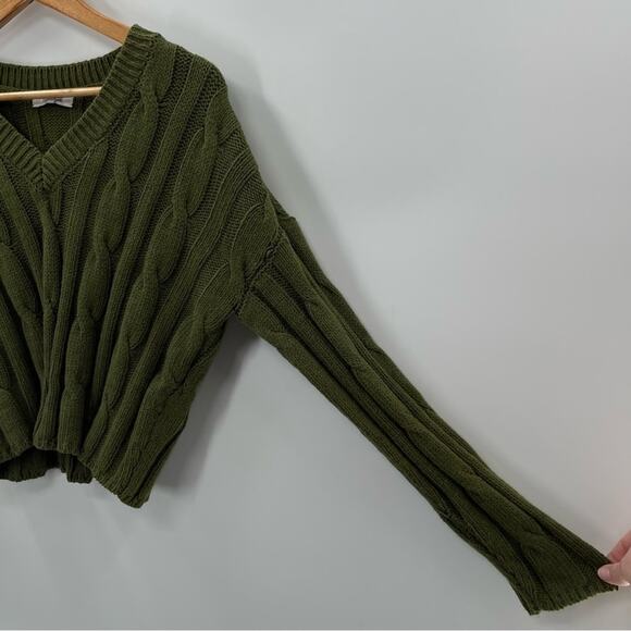 Madewell Cable-Knit V-Neck Crop Chunky Sweater in Loren Green Size Small 2023 - Picture 7 of 13